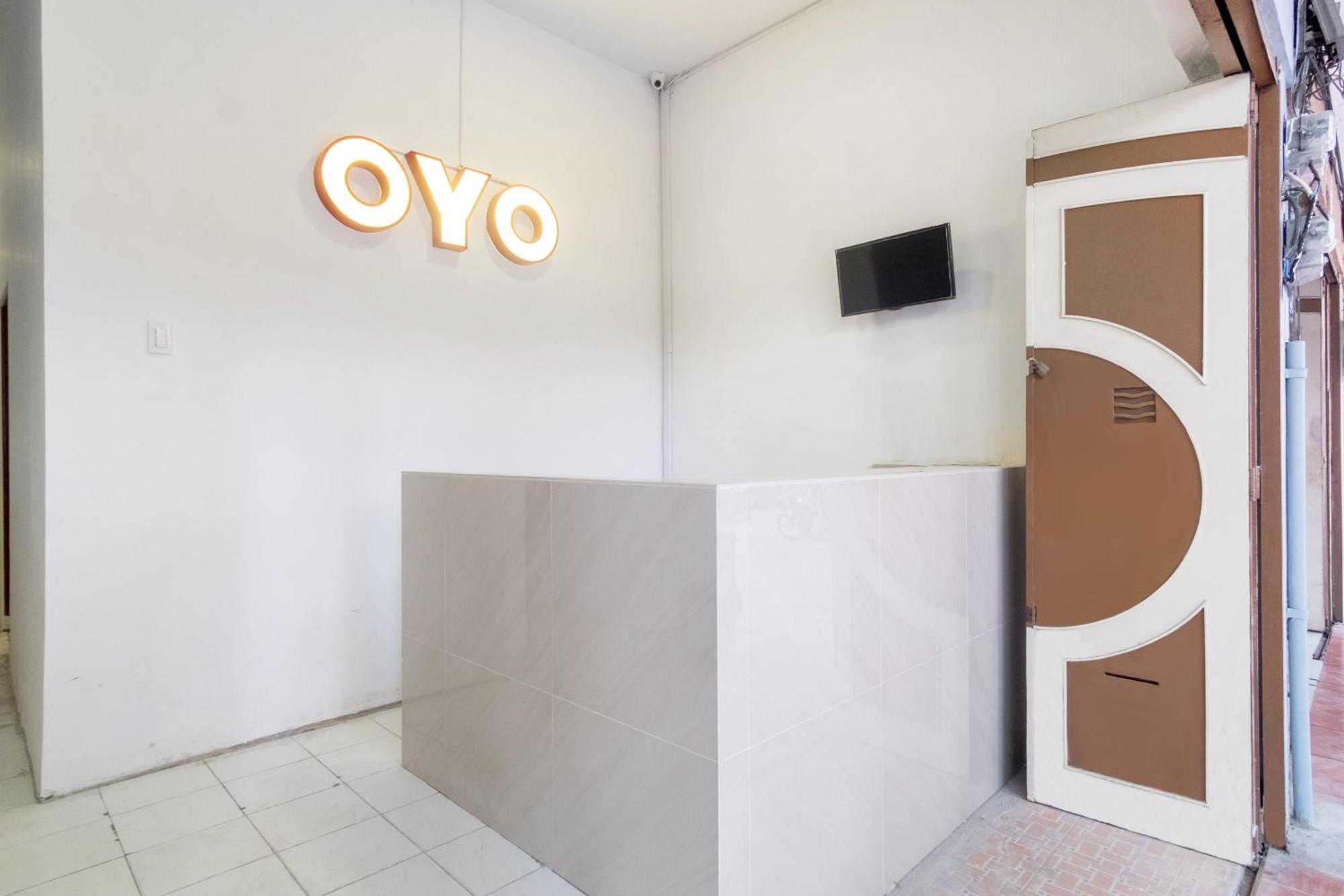 Hotel O Metropolitan Homestay Near Komplek Asia Megamas Medan Exterior photo