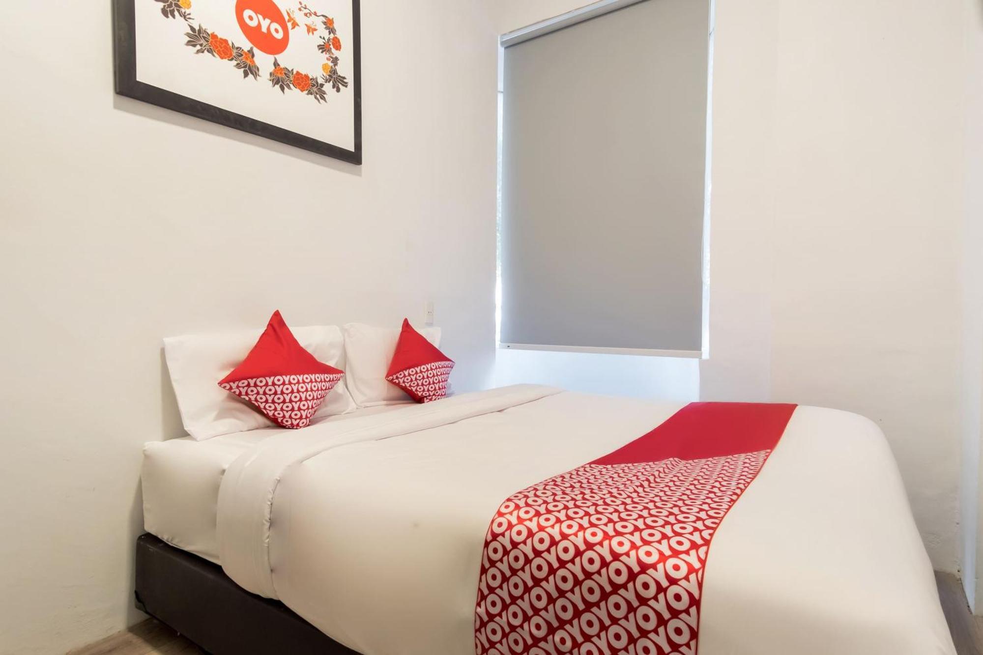 Hotel O Metropolitan Homestay Near Komplek Asia Megamas Medan Exterior photo